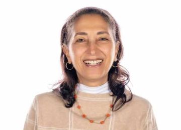 حزن بالأوساط الأكاديمية.. وفاة الدكتورة ريم بهجت رئيس جامعة مصر للمعلوماتية (مكان وموعد صلاة الجنازة) حزن بالأوساط الأكاديمية.. وفاة الدكتورة ريم بهجت رئيس جامعة مصر للمعلوماتية (مكان وموعد صلاة الجنازة)