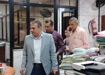 رئيس مدينة الزقازيق يتفقد معدلات الإنجاز بملف التصالح في مخالفات البناء