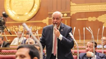 برلماني: اقتحام شرطة الاحتلال للمسجد الأقصى انتهاك للمقدسات الدينية