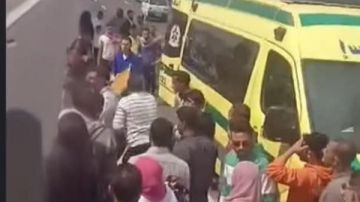 أم تلقي بطفليها من أعلى كوبري العامرية بالإسكندرية