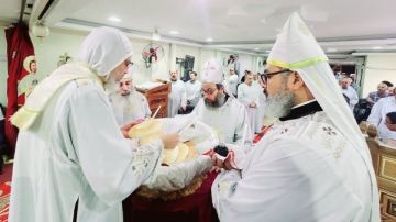 الأنبا انجيلوس يصلي قداس أحد المولود أعمى من الصوم المقدس