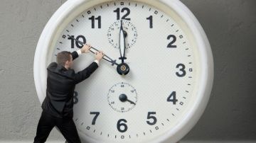 مع بدء تطبيقه اليوم.. التوقيت الصيفي يتيح فرصة للاستفادة من ساعات النهار الطويلة مع بدء تطبيقه اليوم.. التوقيت الصيفي يتيح فرصة للاستفادة من ساعات النهار الطويلة