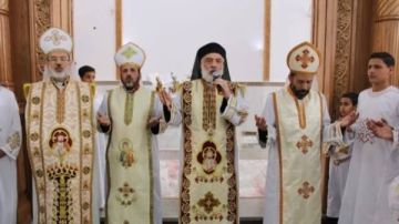 الأنبا باسيليوس يترأس قداس تدشين كنيسة السيدة العذراء بنزلة غطاس