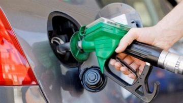 الغرامة وسحب التراخيص.. عقوبات صارمة تنتظر السائقين المتلاعبين بالأجرة