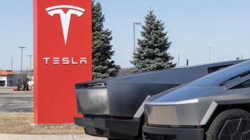 لص يسرق سيارة تسلا سايبرتراك أثناء اختبار القيادة