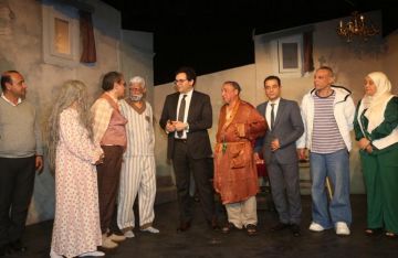 وزير الثقافة يشهد العرض المسرحي لعبة النهاية بقصر ثقافة الأنفوشي