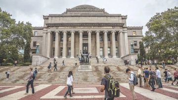 السلطات الأمريكية تعتقل قائد الاحتجاجات على الحرب ضد غزة في جامعة كولومبيا