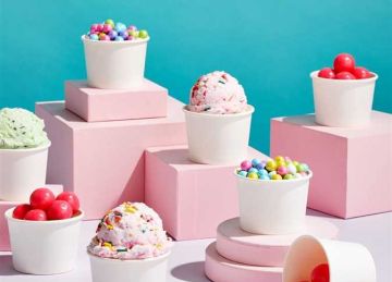 بالشيكولاتة والخوخ والقهوة.. طريقة عمل الآيس كريم في المنزل