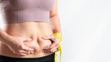 طرق فعالة للتخلص من دهون البطن دون الحاجة لصالة الرياضة