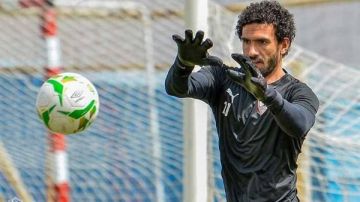 ناقد رياضي يكشف تطورات إصابة حارس مرمى الزمالك