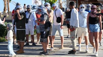 بعد اجتماع الحكومة.. عقوبات رادعة لمنع مضايقة السياح في مصر