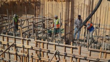 نموذج 8 أم رخصة البناء؟ القصة الكاملة لجدل قانون التصالح الجديد.. وخبراء يعلقون