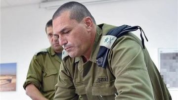 مذبحـ.ـة بجيش الإحتلال .. إيال زامير يفصل عشرات الطيارين وجنود الاحتياط مذبحـ.ـة بجيش الإحتلال .. إيال زامير يفصل عشرات الطيارين وجنود الاحتياط