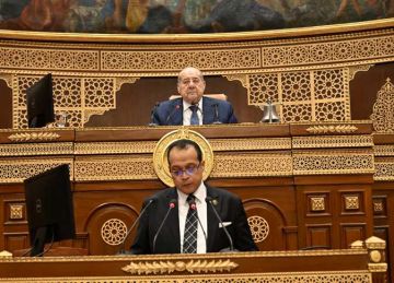  الشيوخ يناقش توطين التحول الصناعي الأخضر بشركات قطاع الأعمال العام