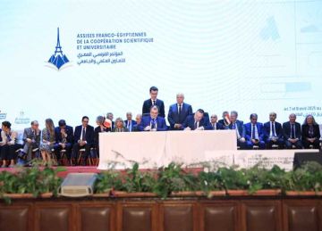 جامعة الإسكندرية توقع 5 بروتوكولات تعاون مع جامعات فرنسية جامعة الإسكندرية توقع 5 بروتوكولات تعاون مع جامعات فرنسية