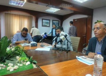 القومية للأنفاق : الخط الأول للقطار الكهربائي السريع يستهدف نقل 40 مليون حاوية ترانزيت سنويا القومية للأنفاق : الخط الأول للقطار الكهربائي السريع يستهدف نقل 40 مليون حاوية ترانزيت سنويا