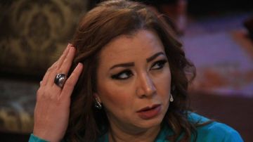 تحرش بالفنانة انتصار أثناء قيادة سيارتها.. المتهم يواجه هذه العقوبة تحرش بالفنانة انتصار أثناء قيادة سيارتها.. المتهم يواجه هذه العقوبة