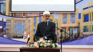 مفتي الجمهورية: المنصات الإلكترونية جزء من فوضى الفتاوى والتسيب الأخلاقي مفتي الجمهورية: المنصات الإلكترونية جزء من فوضى الفتاوى والتسيب الأخلاقي