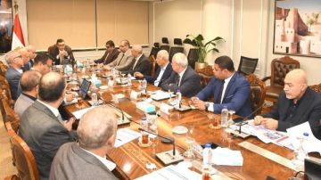 وزير الإسكان يتابع الأعمال الجارية بـ كمبوند مزارين بمدينة العلمين الجديدة وموقف تسليم الوحدات بالمشروع وزير الإسكان يتابع الأعمال الجارية بـ كمبوند مزارين بمدينة العلمين الجديدة وموقف تسليم الوحدات بالمشروع