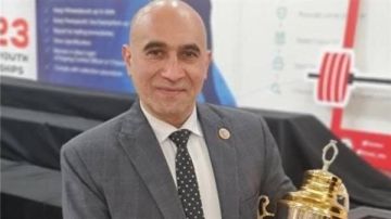 وزير الرياضة يهنئ رئيس الاتحاد المصري لرفع الأثقال على الفوز بمنصبه الإفريقي