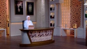 هل يجوز للمرأة التصدق من مال زوجها؟.. دينا أبو الخير تجيب