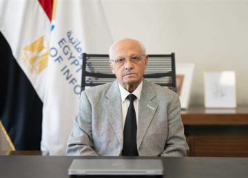 خلفا للراحلة ريم بهجت.. تكليف الدكتور أحمد حمد برئاسة جامعة مصر للمعلوماتية خلفا للراحلة ريم بهجت.. تكليف الدكتور أحمد حمد برئاسة جامعة مصر للمعلوماتية