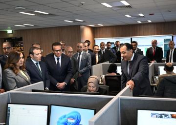 رئيس الوزراء يفتتح المقر الرئيسي الجديد لهيئة الاسعاف المصرية
