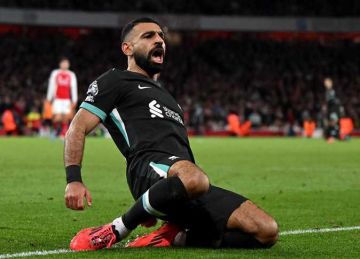  صمد 30 عاما .. محمد صلاح يحقق إنجازا تاريخيا في الدوري الإنجليزي الممتاز