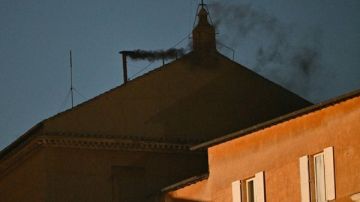 أنظار العالم تتجه نحو الفاتيكان.. متي يظهر الدخان الأبيض؟