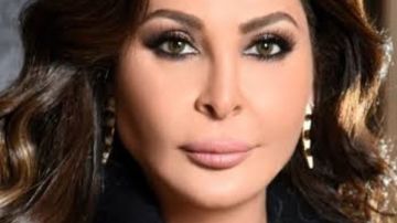 بظهور مفاجئ.. إليسا تتصدر الترند في عرض كارول سماحة