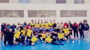 وكيل شباب الغربية يهنئ فريق اليد رجال بنادي طنطا الرياضي لصعوده إلى دوري المحترفين