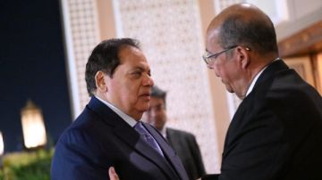 أبو العينين يقدم واجب العزاء في وفاة زوجة الإعلامي محمد شردي أبو العينين يقدم واجب العزاء في وفاة زوجة الإعلامي محمد شردي