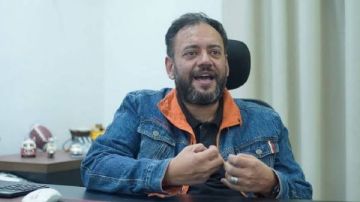 أحمد الدمرداش يشكر أشرف زكي لمساندته في أزمة والده الصحية أحمد الدمرداش يشكر أشرف زكي لمساندته في أزمة والده الصحية