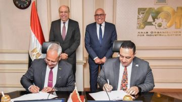 بروتوكول تعاون بين الأكاديمية المصرية لعلوم الطيران ومصنع الإلكترونيات