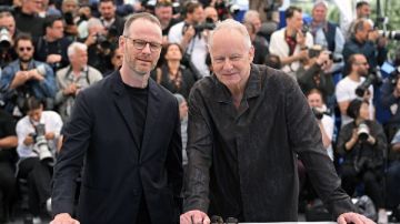 مؤتمر صحفي لأبطال فيلم Sentimental Value في مهرجان كان بعد عرضه الأول