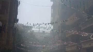 شاهد.. الحماية المدنية تنجح في إخماد حريق هائل بمخازن الزيوت والصابون بالمحلة