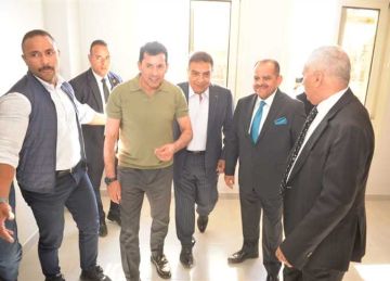 محافظ الدقهليه ووزير الشباب والرياضة يفتتحان المرحلة الأولى لتطوير ملعب استاد المنصورة