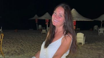 نرمين الفقي تستعرض جمالها من عطلتها الصيفية