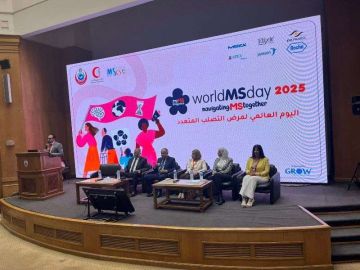  التصلب المتعدد مرض مناعي يهاجم السيدات.. الصحة تدرب شباب الأطباء على طرق التشخيص الحديثة