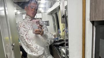 بفستان قصير.. هنا شيحة تخطف أنظار جمهورها بإطلاله جذابة