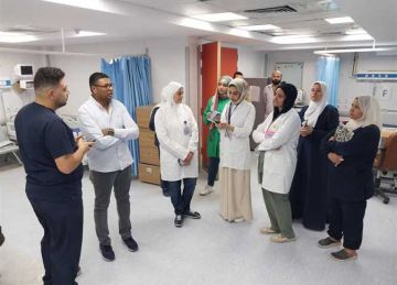 وكيل صحة البحر الأحمر يتفقد انتظام العمل وتوافر الأدوية والأمصال بمستشفى الحميات وكيل صحة البحر الأحمر يتفقد انتظام العمل وتوافر الأدوية والأمصال بمستشفى الحميات