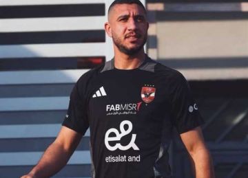 «الأهلي ساكت ليه!».. محمد عمارة ينفجر غاضبًا بسبب طلبات ربيعة للتجديد