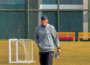  اللاعيبة بذلت مجهود .. نبيه يبرر خسارة مصر أمام المغرب بسبب نظام البطولة