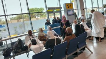 البحوث الإسلامية يطلق قافلة توعية شاملة في المطارات بمناسك الحج .. صور البحوث الإسلامية يطلق قافلة توعية شاملة في المطارات بمناسك الحج .. صور