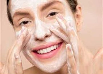 بمكونات من مطبخك.. 4 ماسكات طبيعية للبشرة تمنحك النضارة والحماية في الصيف