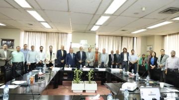 اتفاق بين جمعية رجال الأعمال و بحوث الإسكان على زيادة الاعتماد على المنتج المحلي اتفاق بين جمعية رجال الأعمال و بحوث الإسكان على زيادة الاعتماد على المنتج المحلي