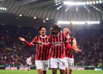 بولونيا يسقط ميلان ويتوج بكأس إيطاليا بهدف ندوي الحاسم