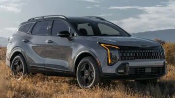 ملف سيارات سيارة SUV صغيرة أنيقة ومتطورة .. كيا سبورتاج 2025 تنافس هيونداي توسان وتويوتا راف4