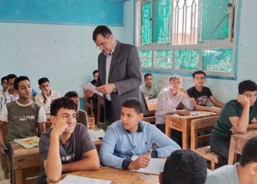وكيل التعليم بدمياط: يجب الالتزام بالزي المدرسي الموحد ومواجهة الغش في امتحانات النقل