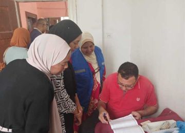 ضمن بطاقتك حقوقك .. استخراج بطاقات الرقم القومي بالمجان لـ 127 سيدة بالمنتزه (صور)